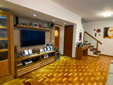 Sobrado com 3 Quartos à venda, 183m² no Vila Yara, Osasco