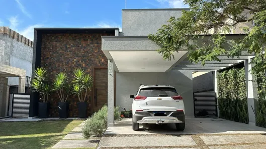 Casa de Condomínio com 3 Quartos à venda, 180m² no Botujuru, Mogi das Cruzes
