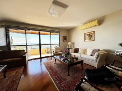 Apartamento com 3 Quartos à venda, 230m² no Centro, Florianópolis