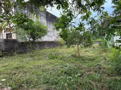 Lote/Terreno à venda, 280m² no Balneário Copacabana, Caraguatatuba
