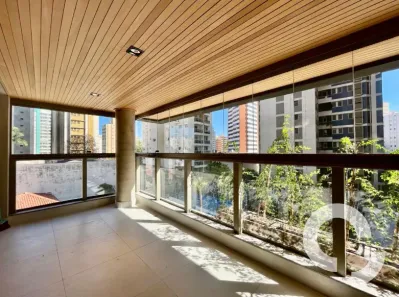 Apartamento com 3 Quartos para alugar, 156m² no Cambuí, Campinas