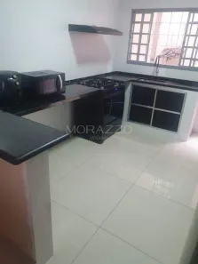 Sobrado com 4 Quartos à venda, 180m² no Loteamento Villa Branca, Jacareí