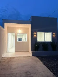Casa com 2 Quartos à venda, 54m² no Jardim Jockey Club, Cuiabá