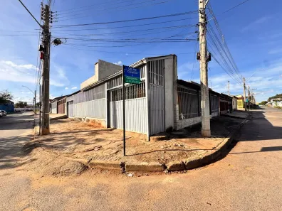 Casa com 4 Quartos para alugar, 150m² no Santa Maria, Brasília