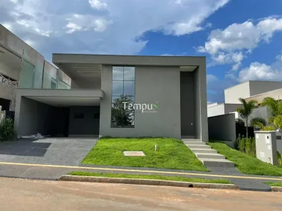 Casa com 4 Quartos à venda, 235m² no Residencial Goiânia Golfe Clube, Goiânia