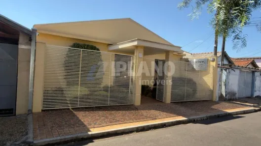 Imóvel Comercial à venda, 207m² no Vila Pelicano, São Carlos