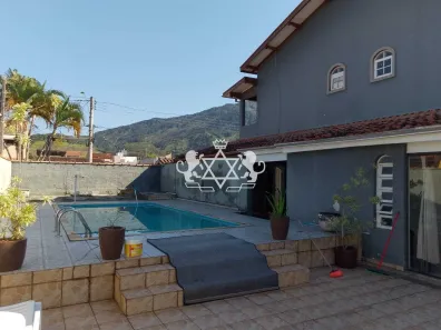 Sobrado com 2 Quartos à venda, 490m² no Jardim das Gaivotas, Caraguatatuba