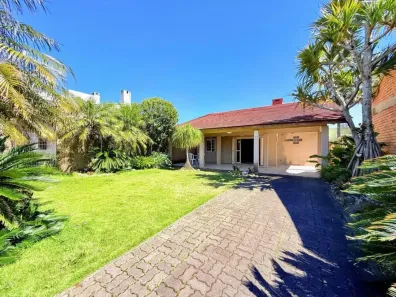 Casa com 3 Quartos à venda, 110m² no Rainha Do Mar, Xangri-lá