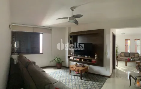 Apartamento com 4 Quartos à venda, 220m² no Saraiva, Uberlândia