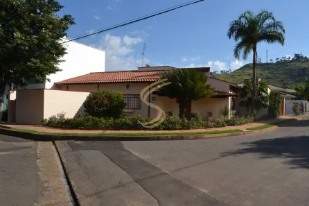 Casa de Condomínio com 3 Quartos à venda, 218m² no Parque Beira Rio, São José do Rio Pardo