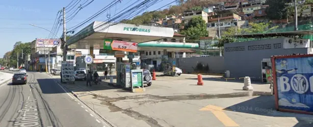 Ponto Comercial para alugar, 60m² no Praça Seca, Rio de Janeiro