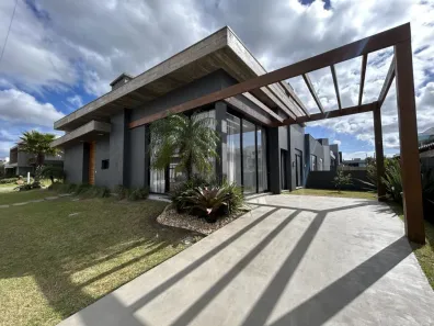 Casa de Condomínio com 4 Quartos à venda, 153m² no , Xangri-Lá