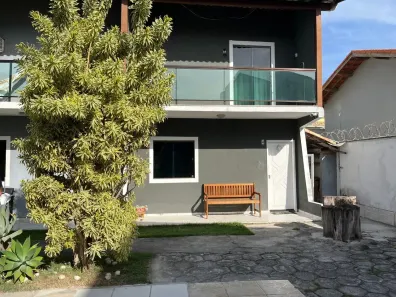 Casa de Condomínio com 2 Quartos à venda, 76m² no Parque Burle, Cabo Frio