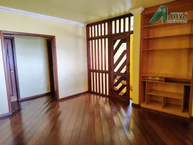 Casa com 4 Quartos à venda, 300m² no São Marcos, Belo Horizonte