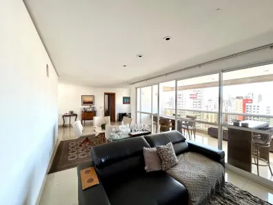 Apartamento com 3 Quartos à venda, 156m² no Nova Suiça, Goiânia