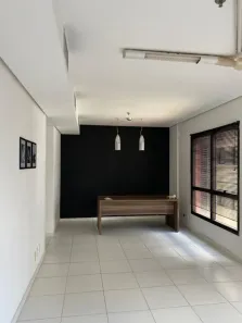 Sala Comercial com 1 Quarto para alugar, 33m² no Chácara Santo Antônio (Zona Sul), São Paulo