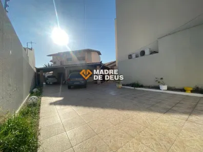 Casa com 6 Quartos à venda, 380m² no Parque Manibura, Fortaleza
