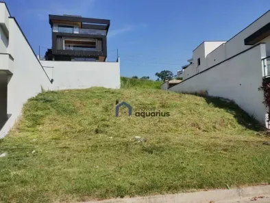 Lote/Terreno à venda, 388m² no Putim, São José dos Campos