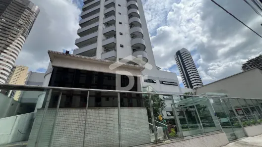 Apartamento com 3 Quartos para alugar, 155m² no Umarizal, Belém