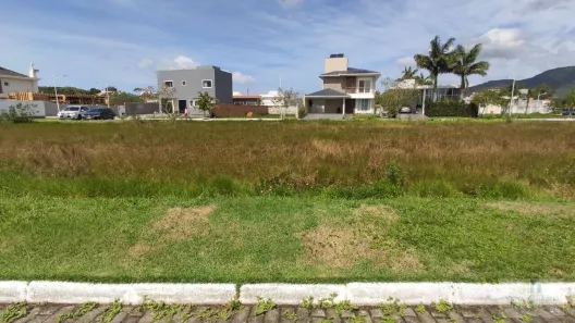 Lote/Terreno à venda, 385m² no Campeche, Florianópolis