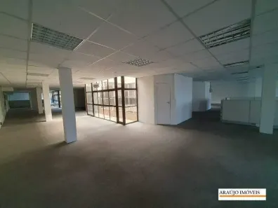 Prédio Comercial para alugar, 2200m² no Santa Efigênia, Belo Horizonte