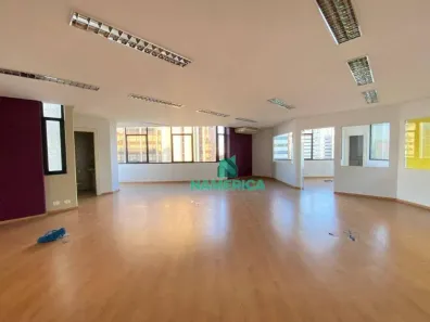 Sala Comercial à venda, 140m² no Cidade Monções, São Paulo