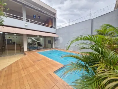 Casa com 3 Quartos à venda, 266m² no Vila Maria Luiza, Ribeirão Preto