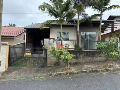 Casa com 2 Quartos para venda ou aluguel, 58m² no Estrada das Areias, Indaial