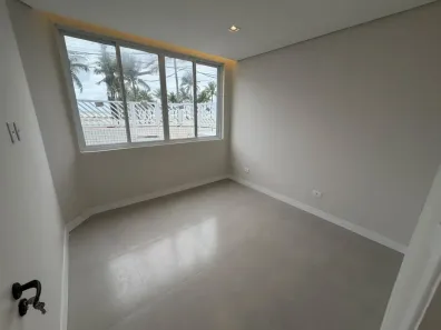 Kitnet com 1 Quarto à venda, 35m² no Tupi, Praia Grande