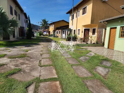 Sobrado com 2 Quartos à venda, 64m² no Martim de Sá, Caraguatatuba