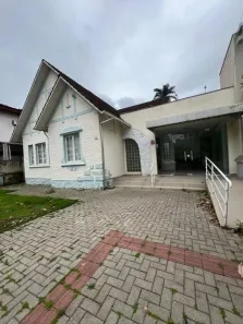 Casa com 3 Quartos à venda, 280m² no Centro, Joinville