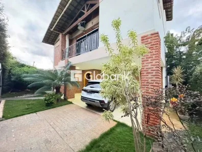 Casa com 4 Quartos à venda, 340m² no Jardim São Luiz, Montes Claros