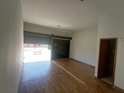Ponto Comercial para alugar, 39m² no Jardim Ana Lúcia, Goiânia