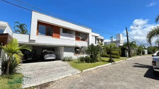 Casa de Condomínio com 4 Quartos à venda, 315m² no Rio Tavares, Florianópolis
