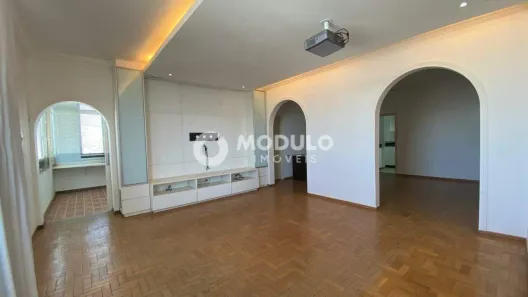 Apartamento com 3 Quartos à venda, 172m² no Centro, Uberlândia
