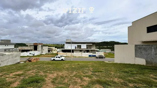 Lote/Terreno à venda, 300m² no Jardins Porto, Senador Canedo