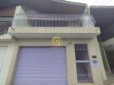 Sobrado com 3 Quartos à venda, 180m² no Parque Santo Antônio, Jacareí