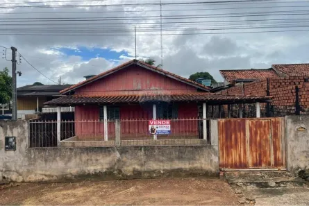 Casa com 2 Quartos à venda, 160m² no Floresta, Cacoal