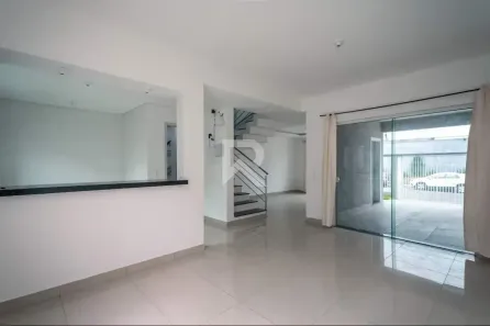 Sobrado com 3 Quartos à venda, 171m² no Cidade Industrial, Curitiba