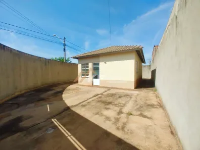 Casa com 2 Quartos à venda, 47m² no Jardim Cristo Redentor, Ribeirão Preto