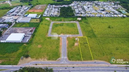 Lote/Terreno à venda, 1910m² no Piracangaguá, Taubaté