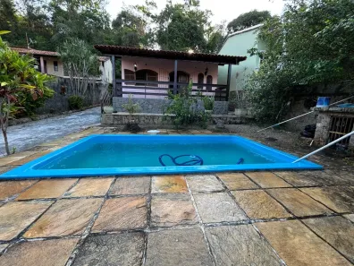 Casa com 2 Quartos à venda, 146m² no Jacaroá, Maricá
