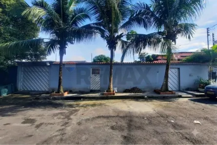 Casa de Condomínio com 7 Quartos à venda, 558m² no Coroado, Manaus
