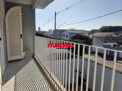 Sobrado com 4 Quartos à venda, 208m² no Monte Castelo, São José dos Campos
