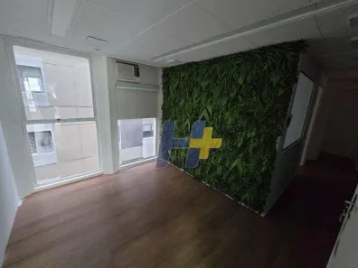 Sala Comercial para alugar, 140m² no Consolação, São Paulo