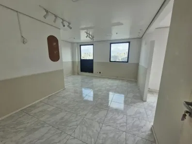 Sala Comercial para alugar, 112m² no Várzea da Barra Funda, São Paulo