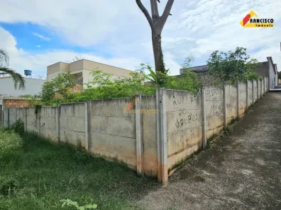 Lote/Terreno à venda, 300m² no Das Oliveiras, Divinópolis