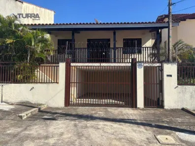 Casa com 3 Quartos para alugar, 170m² no Jardim Maristela, Atibaia