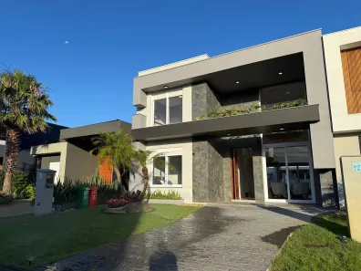 Casa de Condomínio com 4 Quartos à venda, 235m² no XANGRI-LÁ, Xangri-lá