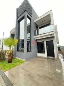 Casa de Condomínio com 3 Quartos à venda, 137m² no Jansen, Gravataí